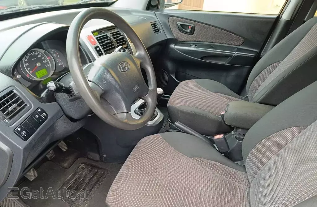HYUNDAI Tucson 