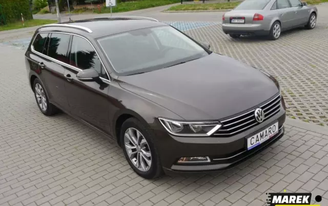 VOLKSWAGEN Passat 