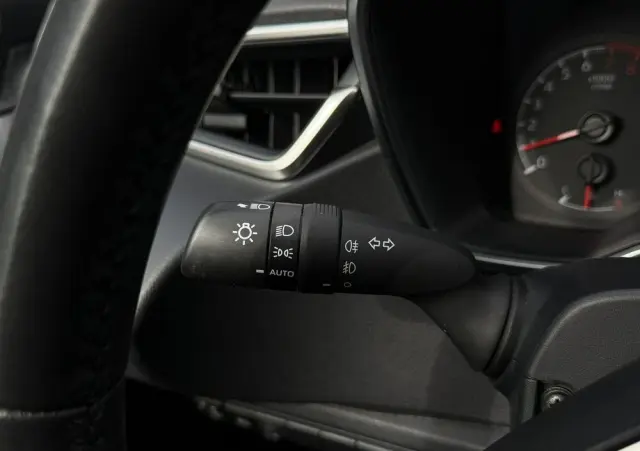 TOYOTA Corolla 1.5 Comfort