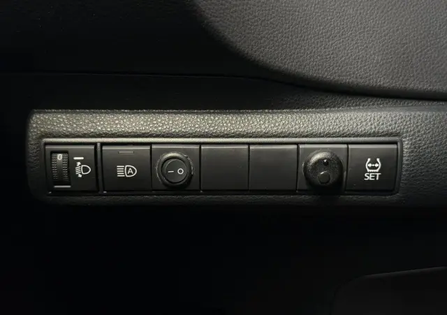 TOYOTA Corolla 1.5 Comfort