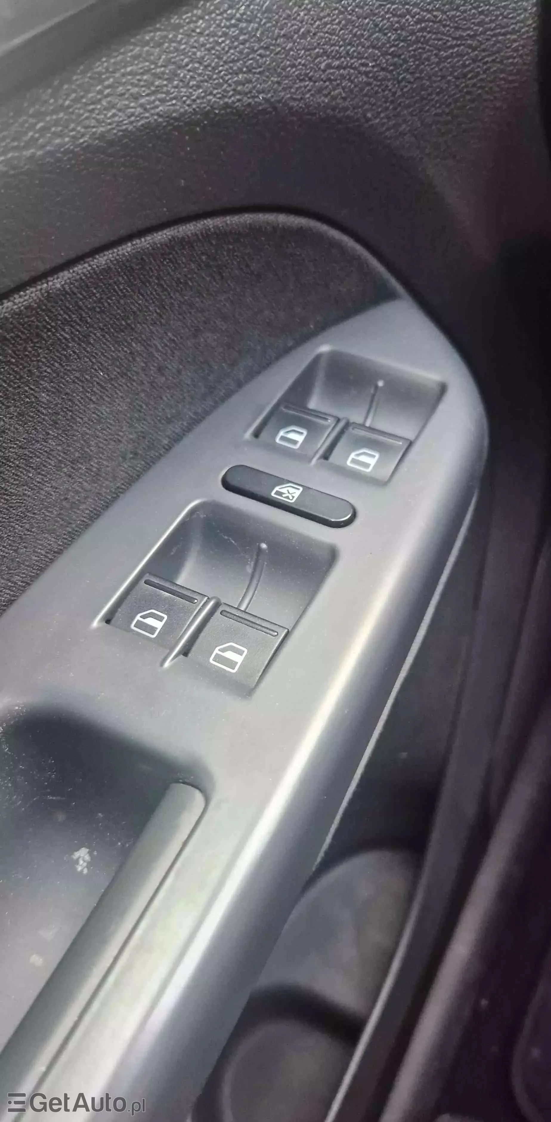 VOLKSWAGEN Touran 2.0 TDI Trendline DSG