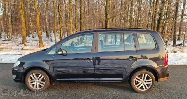 VOLKSWAGEN Touran 2.0 TDI Trendline DSG