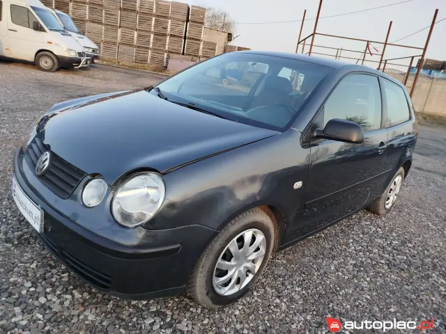 VOLKSWAGEN Polo 