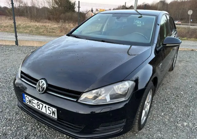 VOLKSWAGEN Golf 1.2 TSI BlueMotion Technology Cup