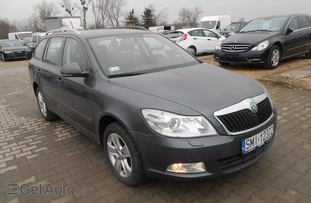 SKODA Octavia 