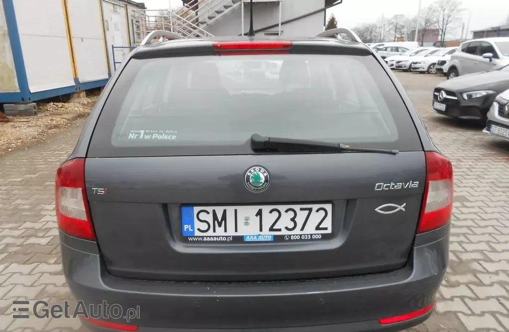SKODA Octavia 