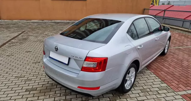 SKODA Octavia 1.6 TDI Elegance