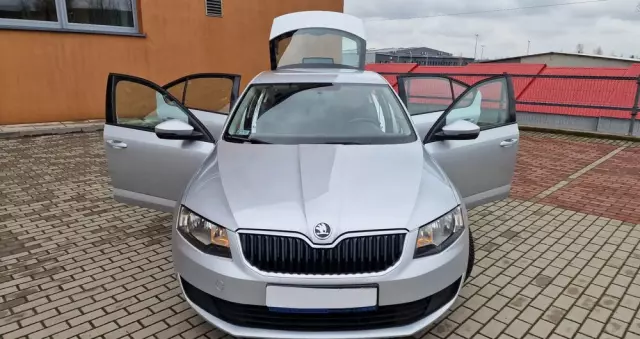 SKODA Octavia 1.6 TDI Elegance