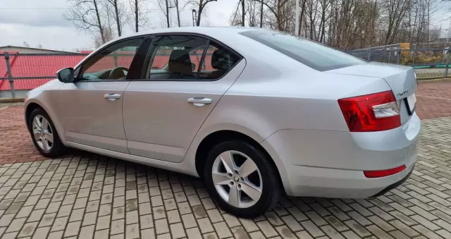SKODA Octavia 1.6 TDI Elegance