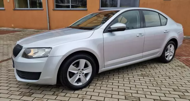 SKODA Octavia 1.6 TDI Elegance