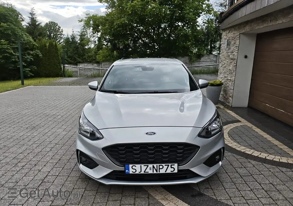FORD Focus 1.0 EcoBoost mHEV ST-Line X