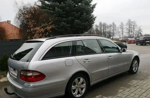MERCEDES-BENZ Klasa E 