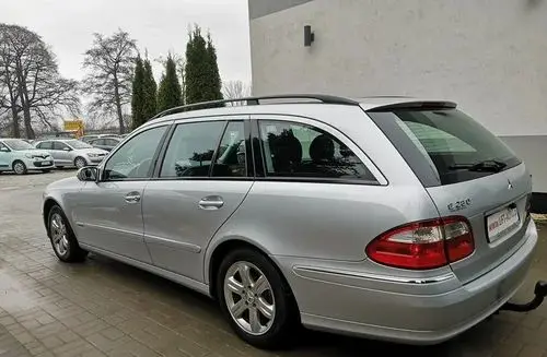 MERCEDES-BENZ Klasa E 