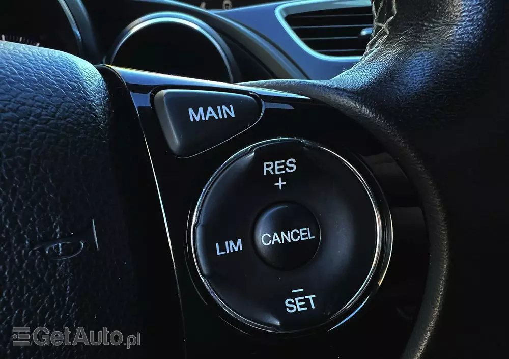 HONDA Civic 1.8 i-VTEC Automatik Elegance