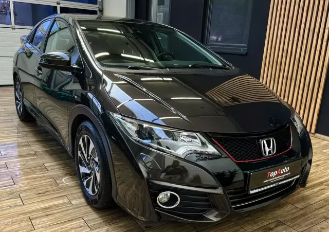 HONDA Civic 1.8 i-VTEC Automatik Elegance
