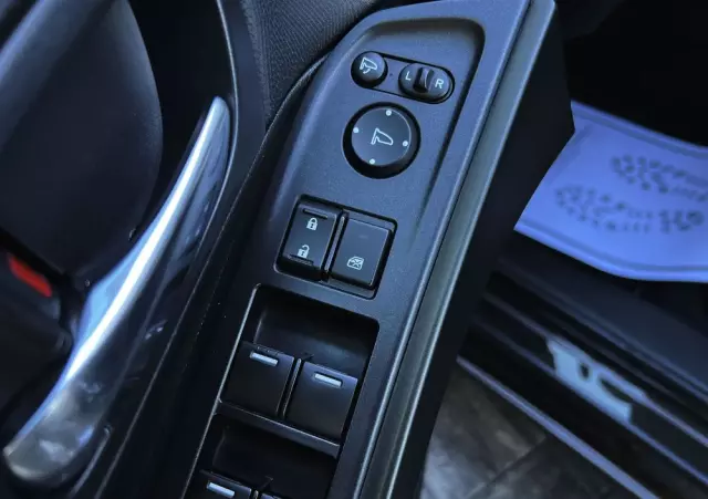 HONDA Civic 1.8 i-VTEC Automatik Elegance