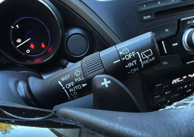 HONDA Civic 1.8 i-VTEC Automatik Elegance