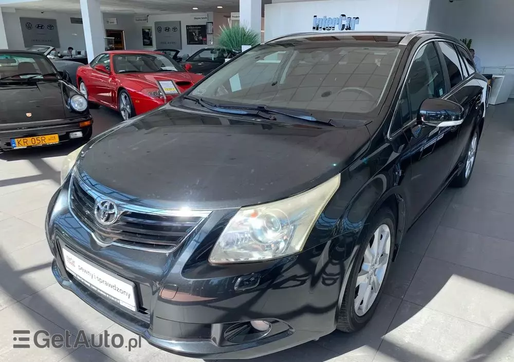 TOYOTA Avensis 2.2 D-4D Platinium
