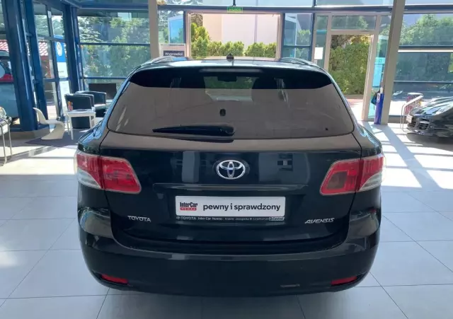 TOYOTA Avensis 2.2 D-4D Platinium