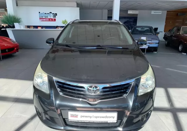 TOYOTA Avensis 2.2 D-4D Platinium