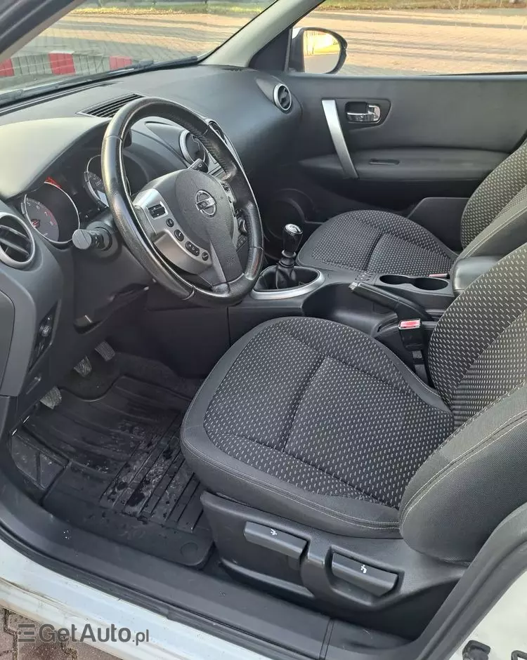 NISSAN Qashqai+2 2.0 Tekna Premium