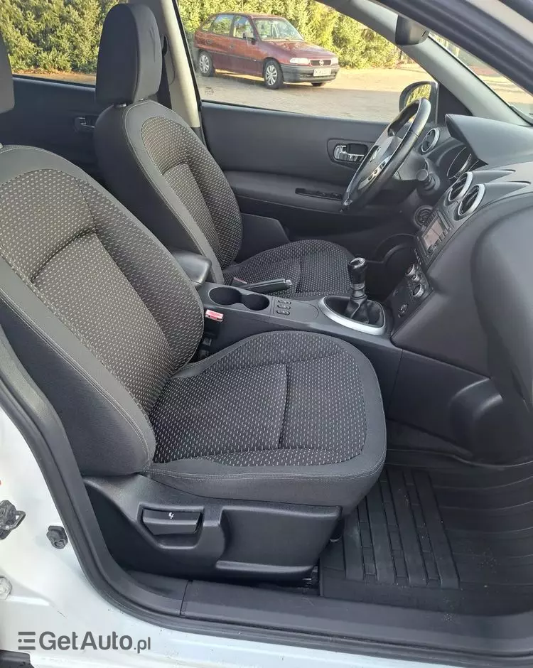 NISSAN Qashqai+2 2.0 Tekna Premium