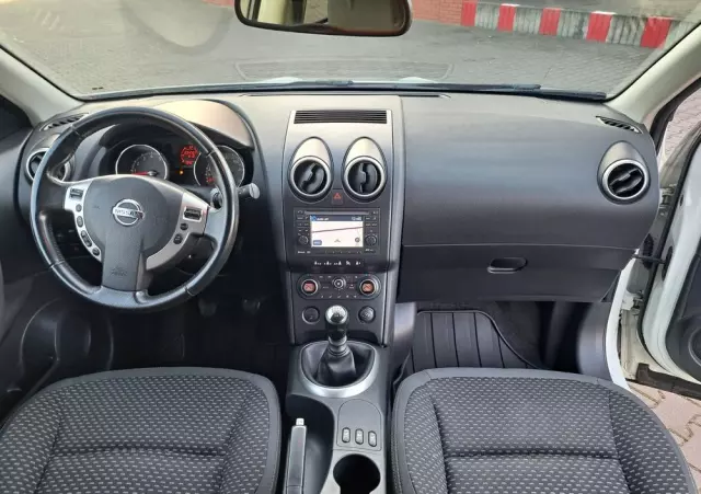 NISSAN Qashqai+2 2.0 Tekna Premium