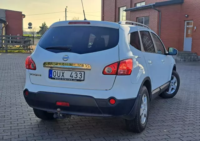 NISSAN Qashqai+2 2.0 Tekna Premium