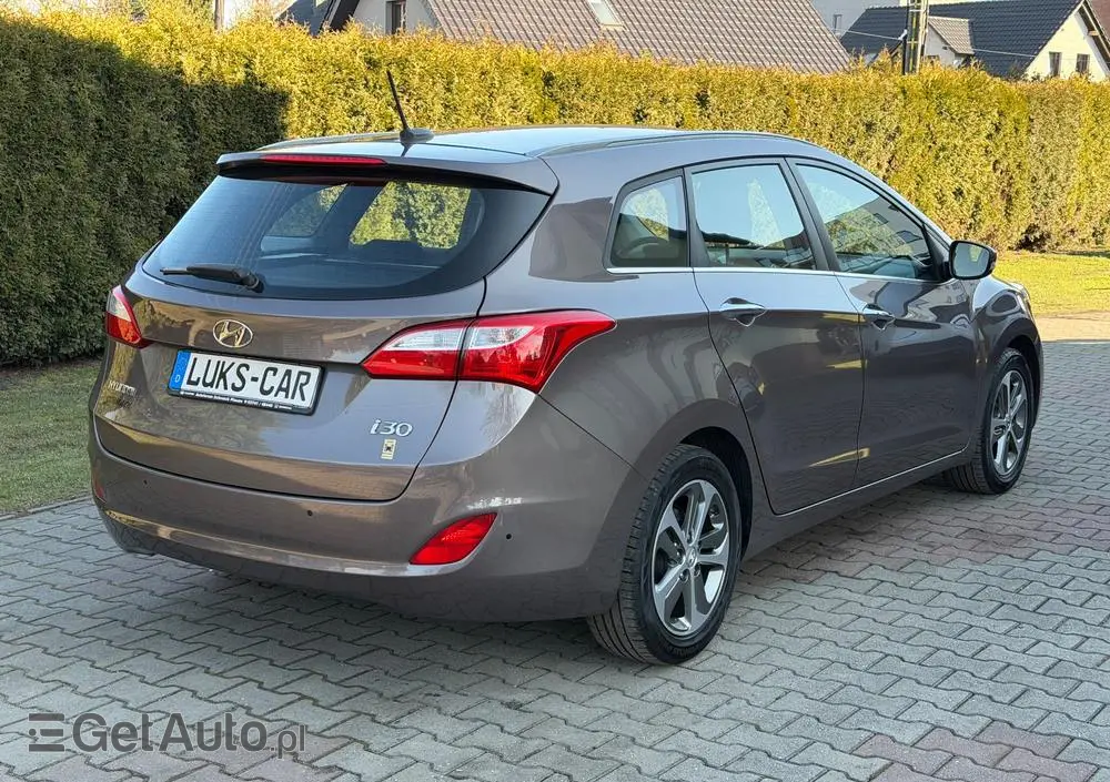 HYUNDAI I30 Blue Kombi 1.4 YES Gold