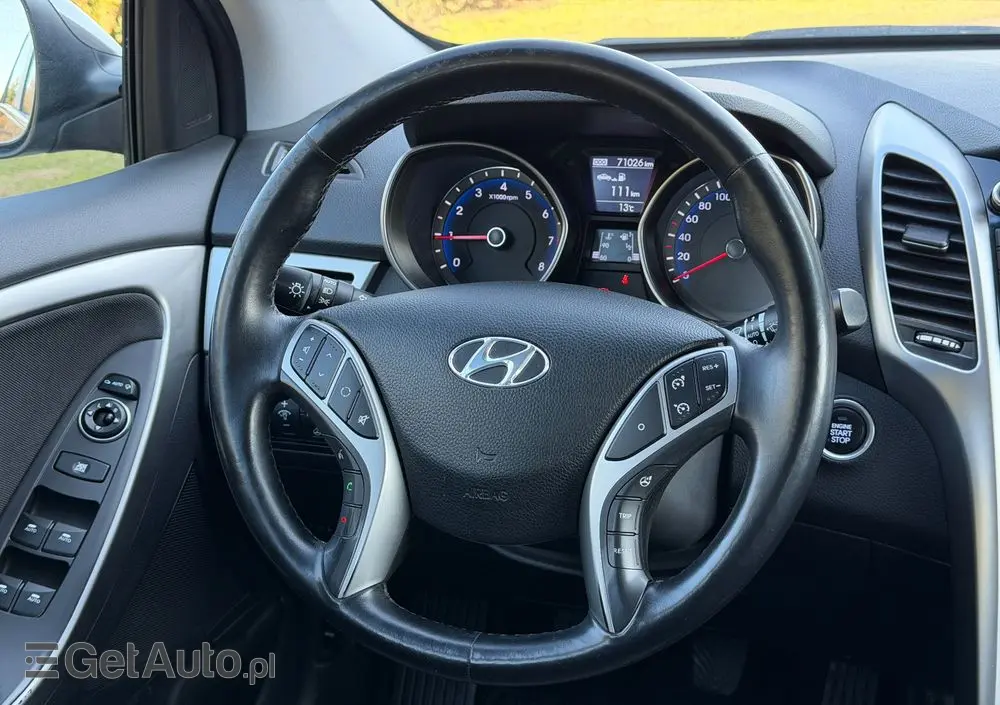 HYUNDAI I30 Blue Kombi 1.4 YES Gold