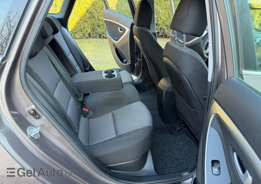 HYUNDAI I30 Blue Kombi 1.4 YES Gold