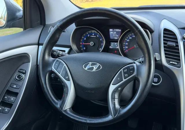 HYUNDAI I30 Blue Kombi 1.4 YES Gold