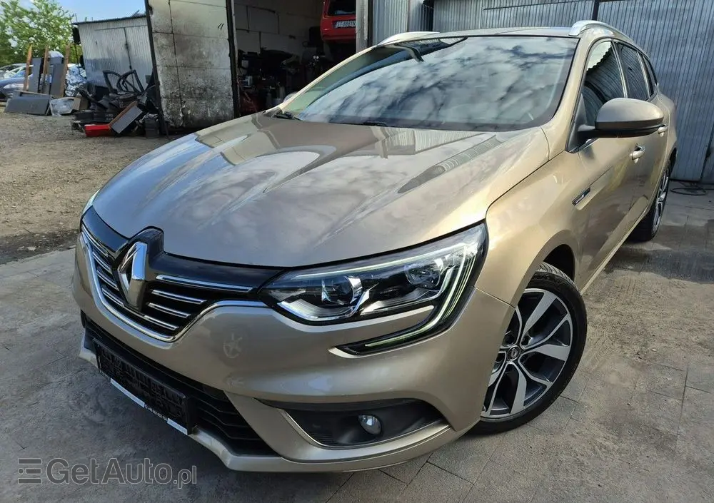 RENAULT Megane Grandtour ENERGY TCe 130 BOSE EDITION