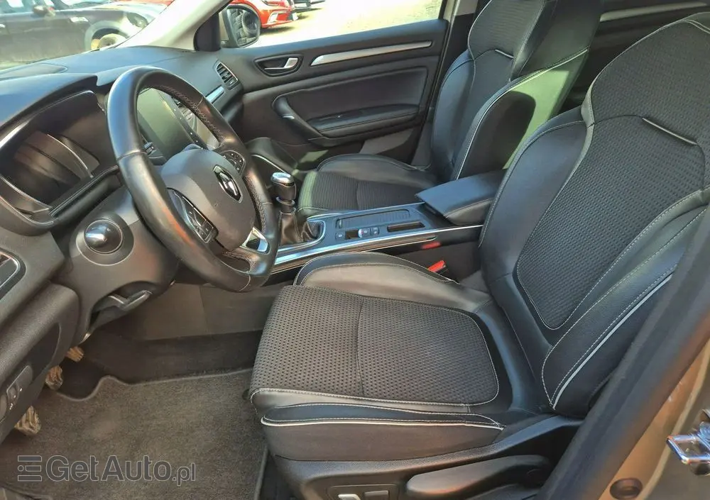 RENAULT Megane Grandtour ENERGY TCe 130 BOSE EDITION