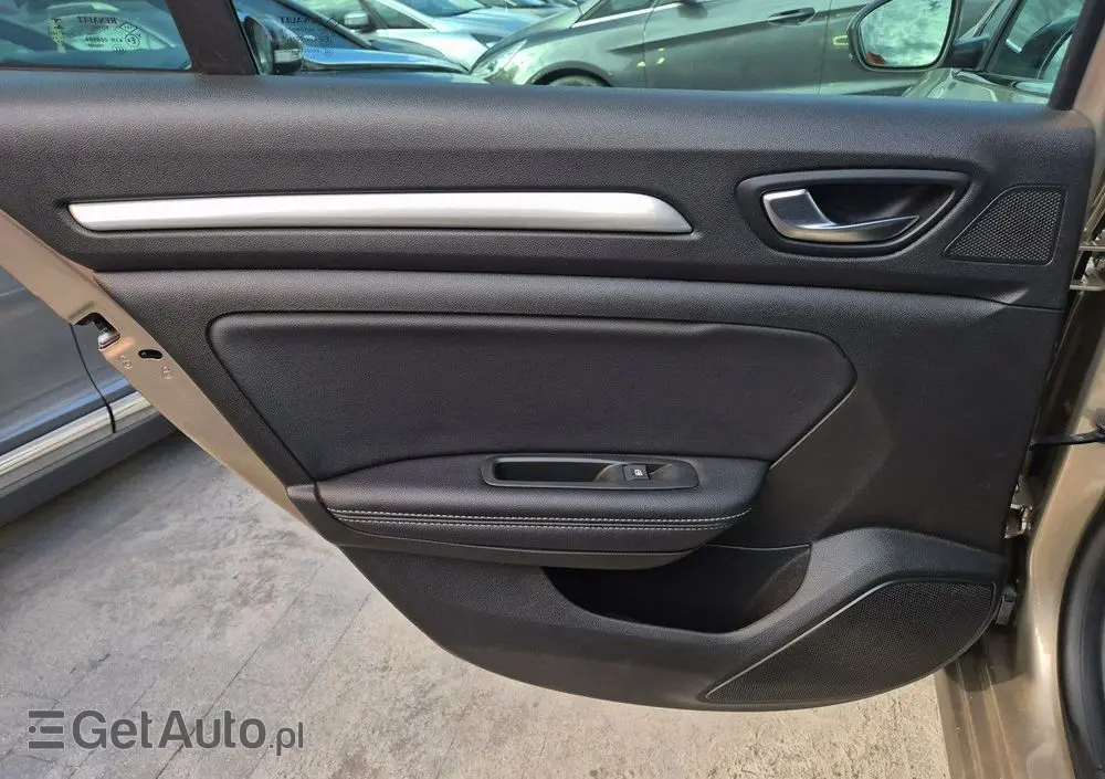 RENAULT Megane Grandtour ENERGY TCe 130 BOSE EDITION