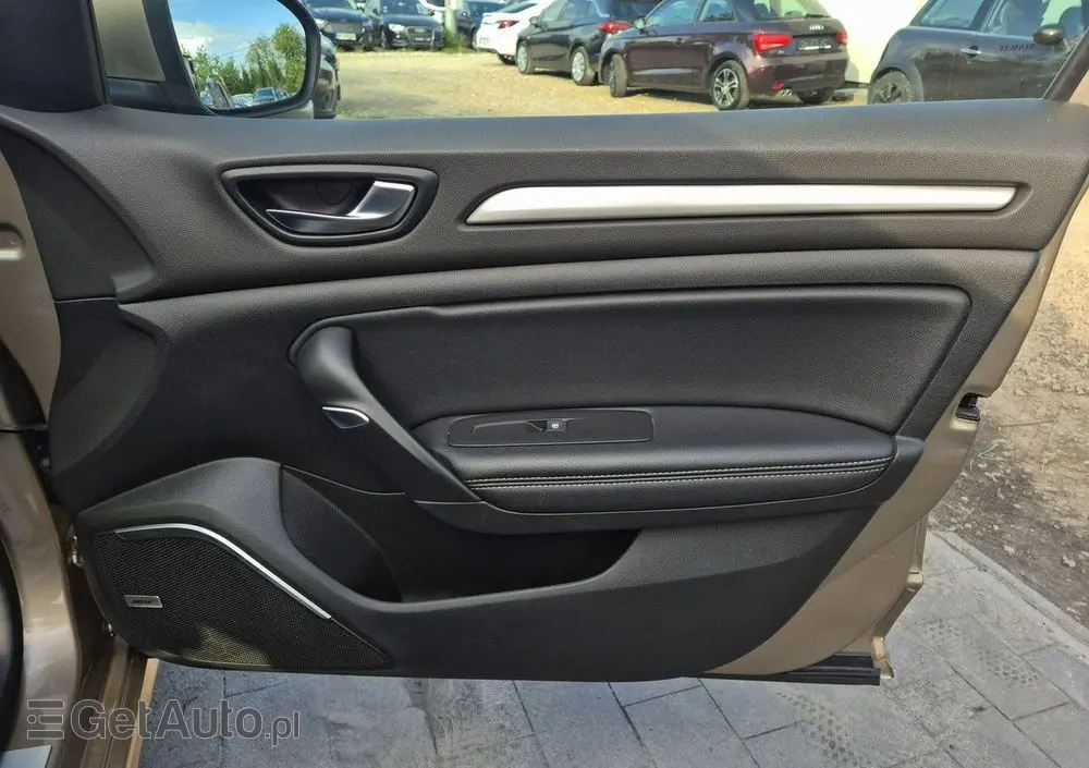 RENAULT Megane Grandtour ENERGY TCe 130 BOSE EDITION
