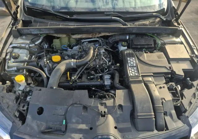 RENAULT Megane Grandtour ENERGY TCe 130 BOSE EDITION