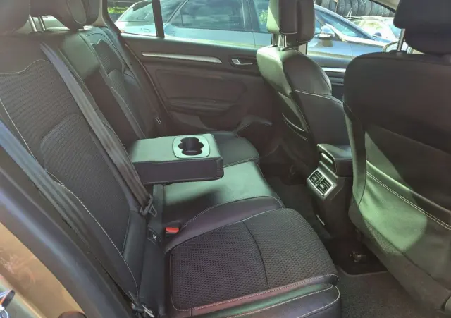 RENAULT Megane Grandtour ENERGY TCe 130 BOSE EDITION