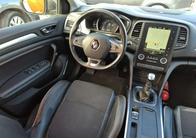 RENAULT Megane Grandtour ENERGY TCe 130 BOSE EDITION