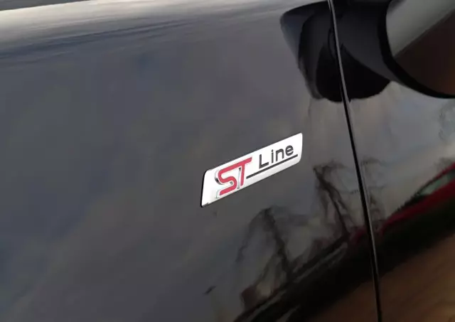 FORD Puma 1.0 EcoBoost mHEV ST-Line PowerShift