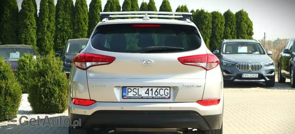 HYUNDAI Tucson 
