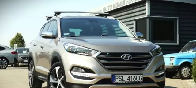 HYUNDAI Tucson 
