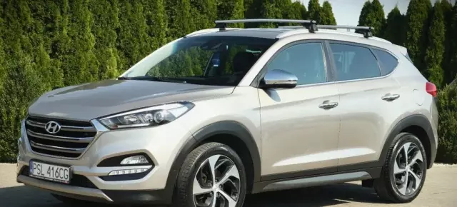 HYUNDAI Tucson 