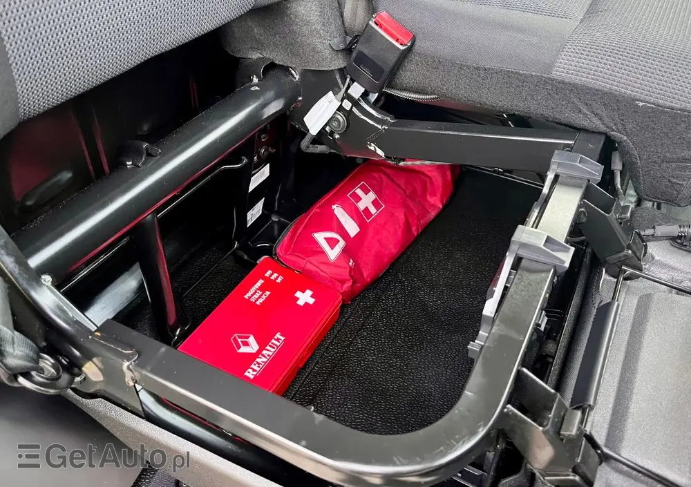 RENAULT MASTER 2.3 136KM / SALON POLSKA / BEZWYPADKOWY / PIERWSZY WŁAŚCICIEL 