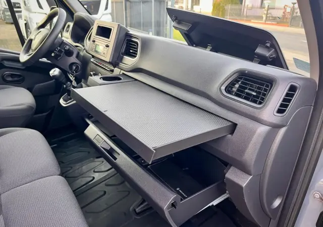 RENAULT MASTER 2.3 136KM / SALON POLSKA / BEZWYPADKOWY / PIERWSZY WŁAŚCICIEL 