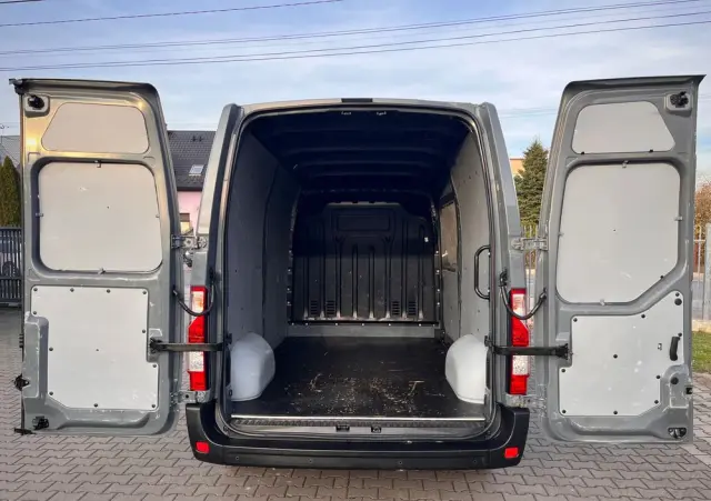 RENAULT MASTER 2.3 136KM / SALON POLSKA / BEZWYPADKOWY / PIERWSZY WŁAŚCICIEL 