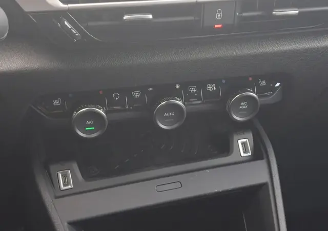 CITROËN C4 1.2 PureTech Max S&S EAT8