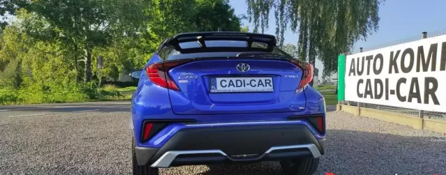 TOYOTA C-HR 