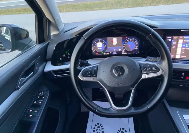 VOLKSWAGEN Golf 2.0 TDI SCR DSG Life