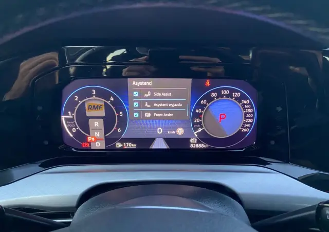 VOLKSWAGEN Golf 2.0 TDI SCR DSG Life